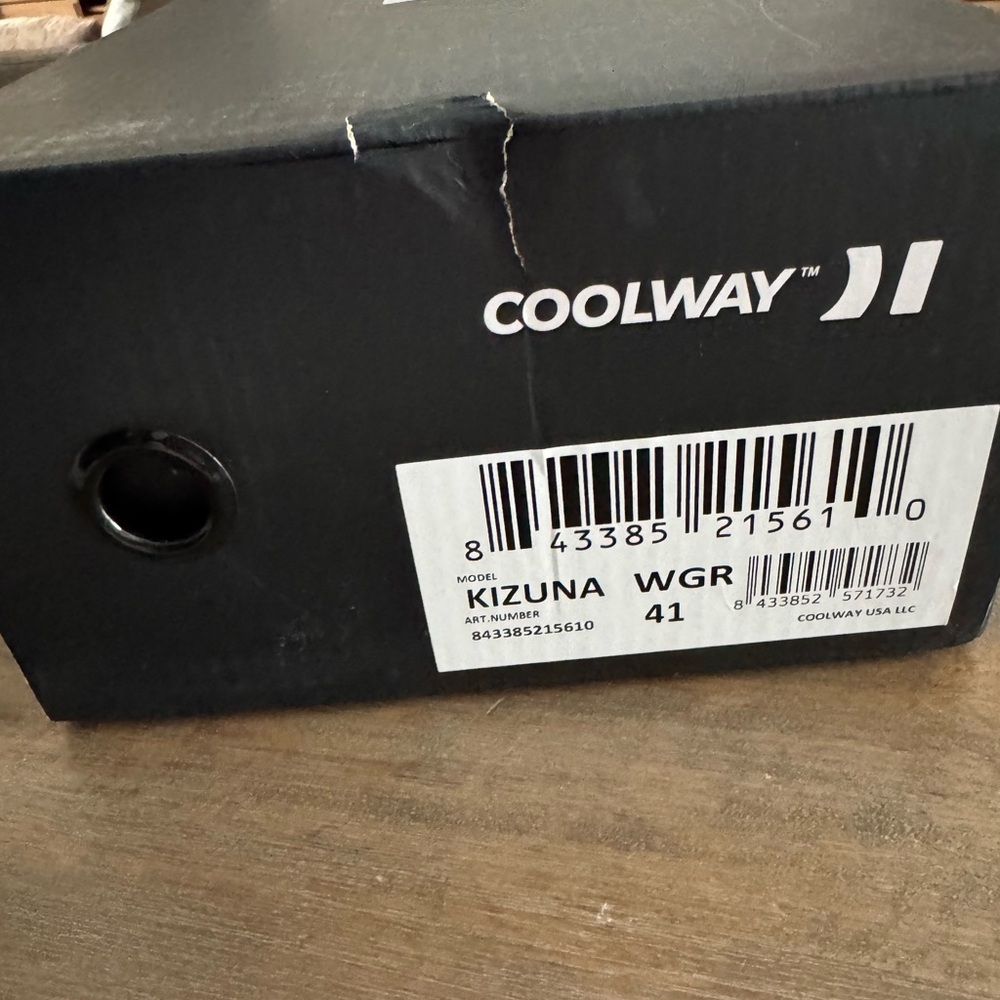 Coolway Vibrant Green and Coral Sneakers Size 41/10 NWT - Picture 12 of 12